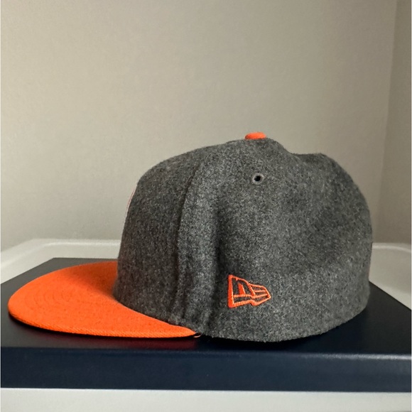 New Era Denver Broncos Throwback Logo Wool Fitted Hat - 7 1/4 - Picture 2 of 5
